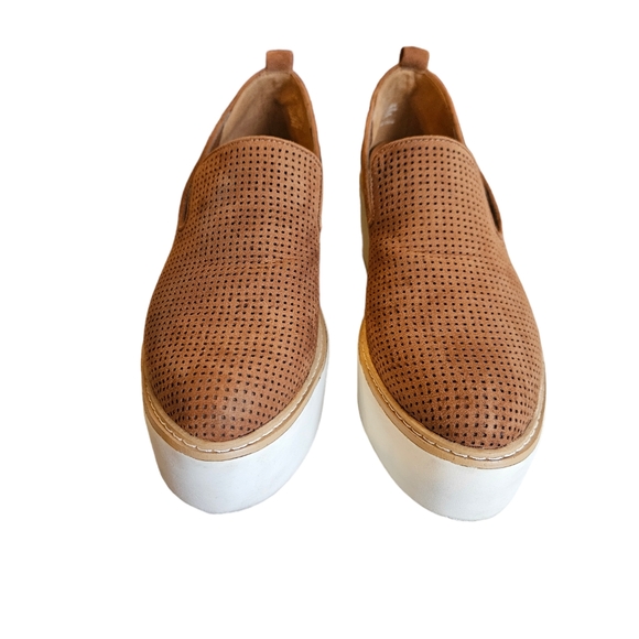 DKNY Bari Platform Sneakers Tan cognac microsuede sz 7.5 casual coastal cowgirl - Picture 4 of 9